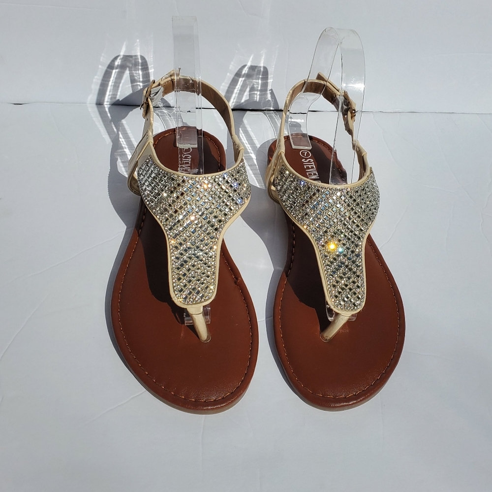 Beige Sandal Gold Buckle, Rhinestone Embellishments size 7   3013